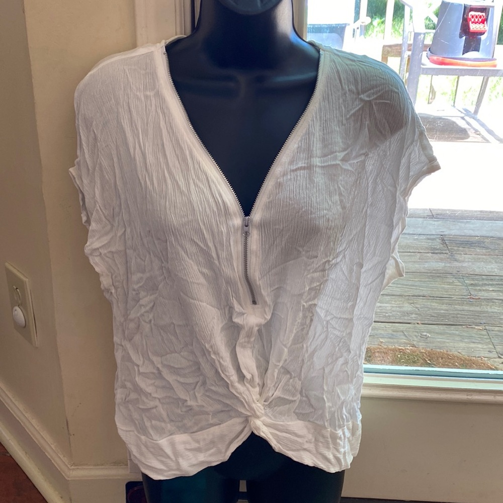 Zip-neck top